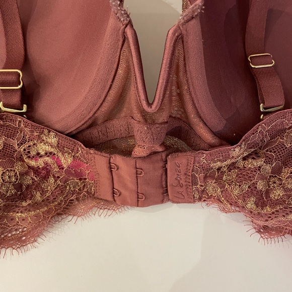 La Senza Lacy Bra - Picture 5 of 8